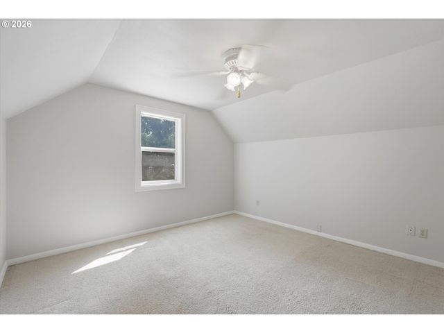 5204 Ne 36th Ave, Portland, OR 97221