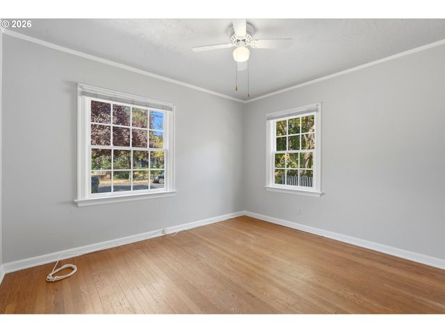 5204 Ne 36th Ave, Portland, OR 97221