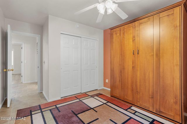 9551 N Crestone Drive, Tucson, AZ 85742