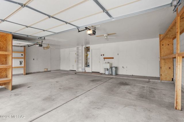 9551 N Crestone Drive, Tucson, AZ 85742