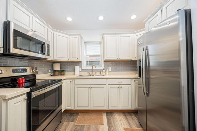 5 Rosebraugh Circle E, Buckeye Lake, OH 43008