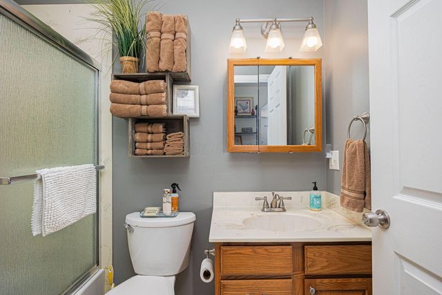 5 Rosebraugh Circle E, Buckeye Lake, OH 43008