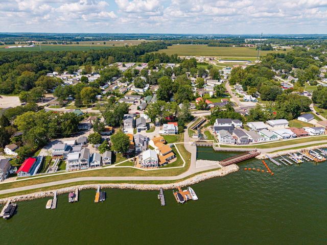 5 Rosebraugh Circle E, Buckeye Lake, OH 43008
