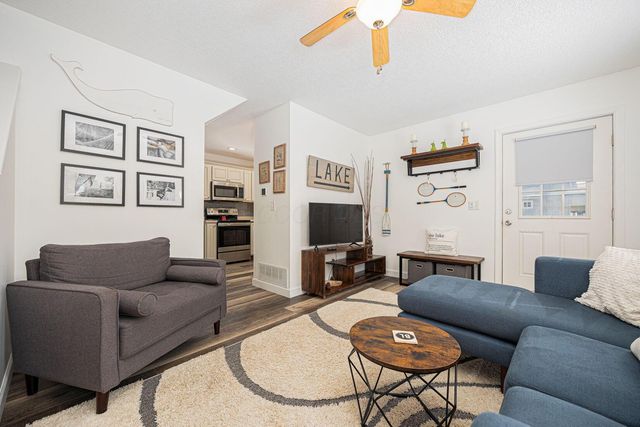5 Rosebraugh Circle E, Buckeye Lake, OH 43008