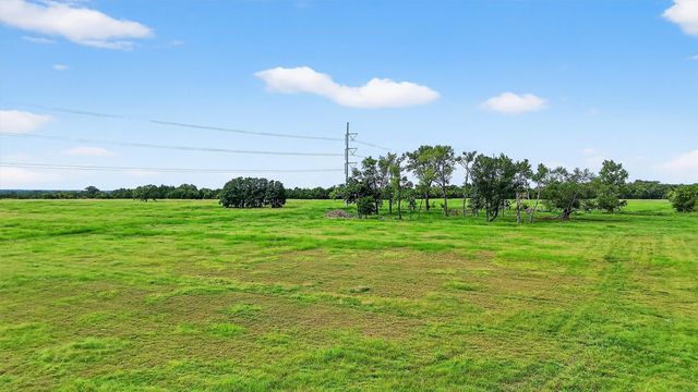 63AC County Road 218, Van Alstyne, TX 75495
