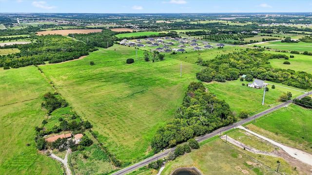 63AC County Road 218, Van Alstyne, TX 75495