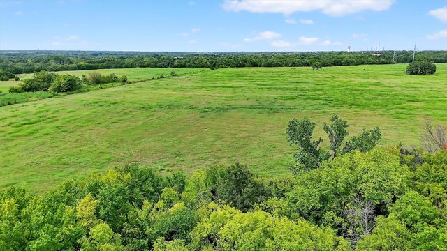 63AC County Road 218, Van Alstyne, TX 75495