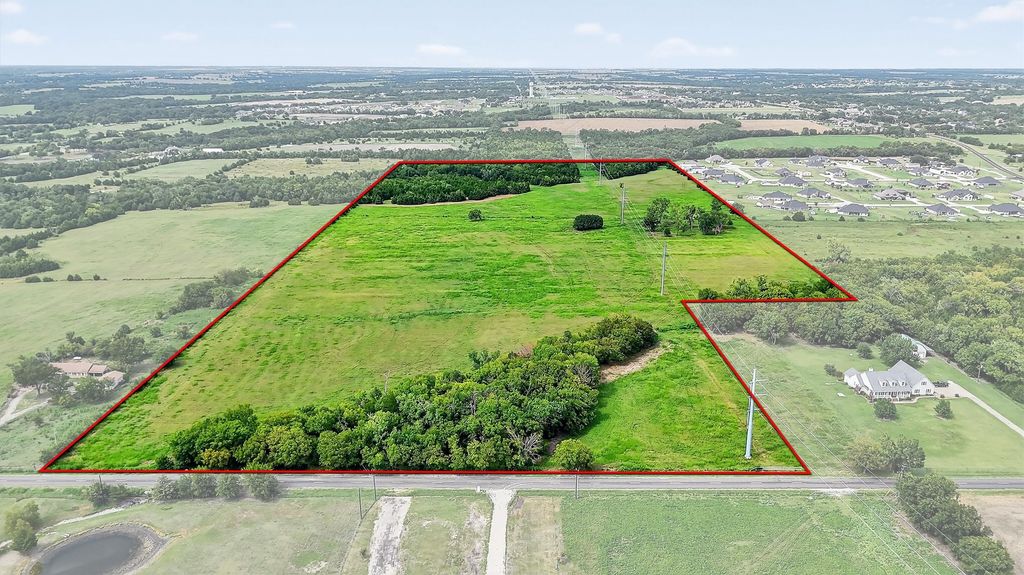 63AC County Road 218, Van Alstyne, TX 75495