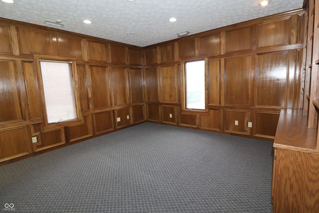 386 Meridian Parke Lane A, Greenwood, IN 46142