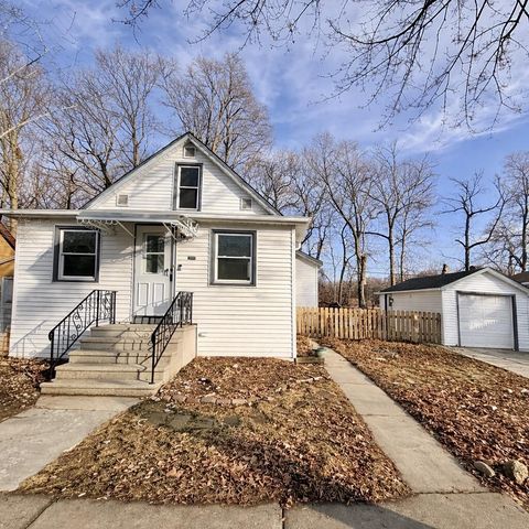 3448 S Illinois AVENUE, Milwaukee, WI 53207