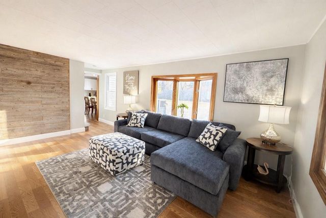 3448 S Illinois AVENUE, Milwaukee, WI 53207