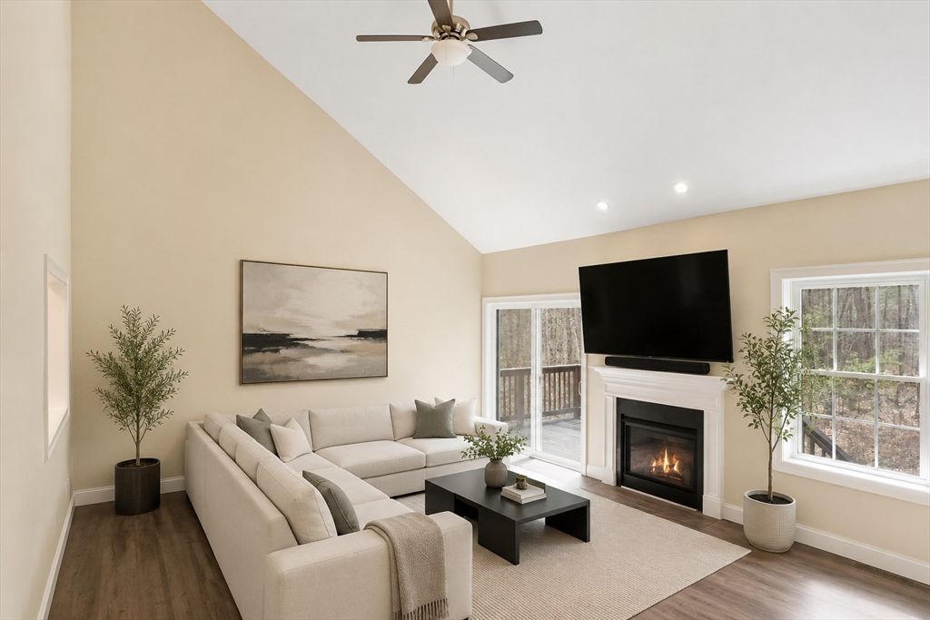 3 Pine Hill Way 3, Harvard, MA 01451