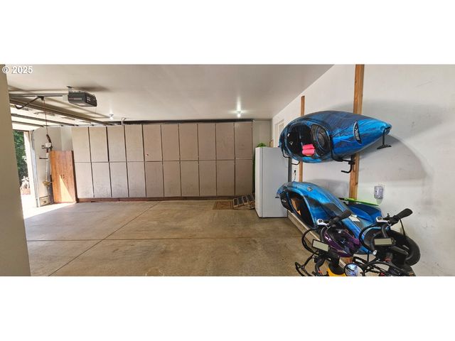 89349 RUSTIC Ln, Florence, OR 97439