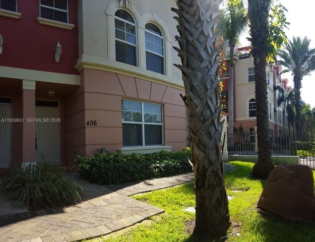 1033 NE 17th Way 406, Fort Lauderdale, FL 33304