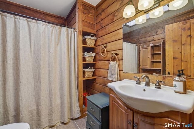 737 Shepard Avenue, Hamden, CT 06514