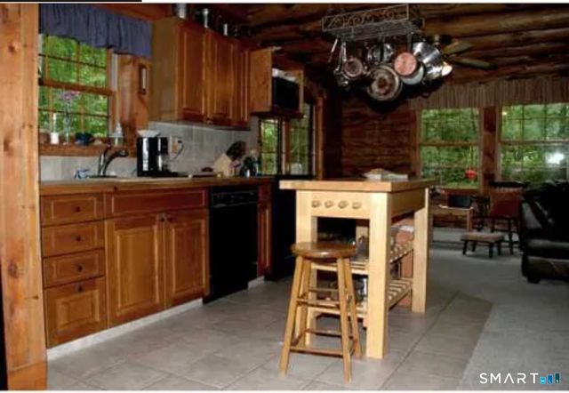 737 Shepard Avenue, Hamden, CT 06514