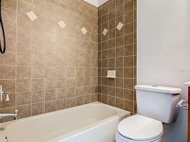 1763 HILLANDALE AVENUE, Deltona, FL 32738