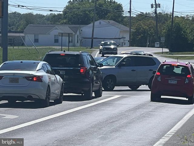 4159 WILLIAMSPORT PIKE, Martinsburg, WV 25404