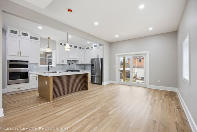 1247 Scoville Avenue, Berwyn, IL 60402