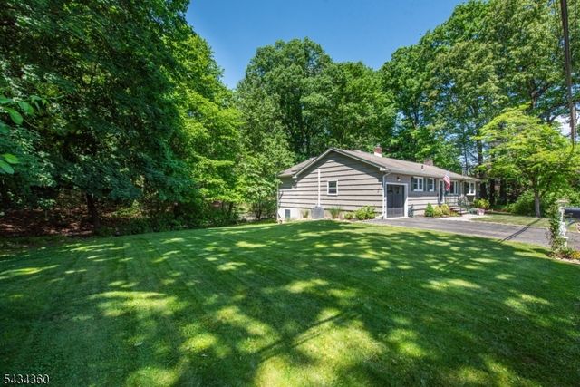 31 Clairview Rd, Parsippany-troy Hills Twp., NJ 07834