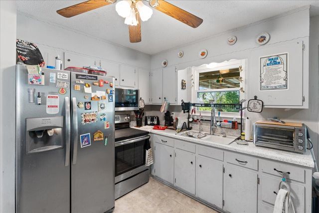 158 Ferndale Drive, Rossville, GA 30741