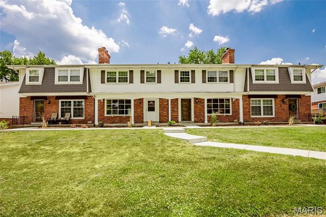 514 Broadmoor Drive, Chesterfield, MO 63017