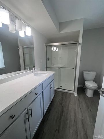 514 Broadmoor Drive, Chesterfield, MO 63017