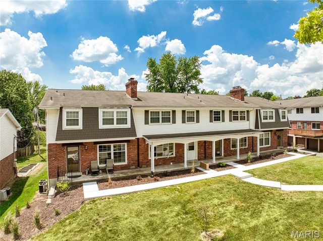 514 Broadmoor Drive, Chesterfield, MO 63017