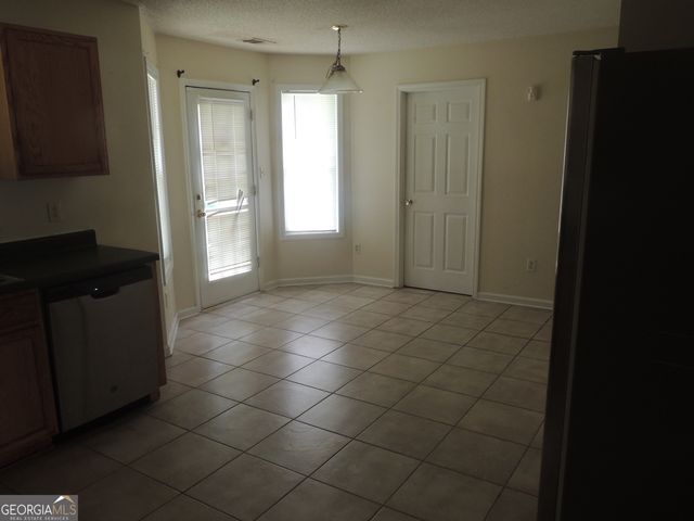 6574 Lake Mill Trace, Lithonia, GA 30038