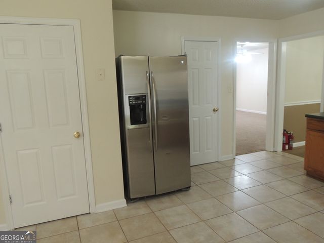 6574 Lake Mill Trace, Lithonia, GA 30038