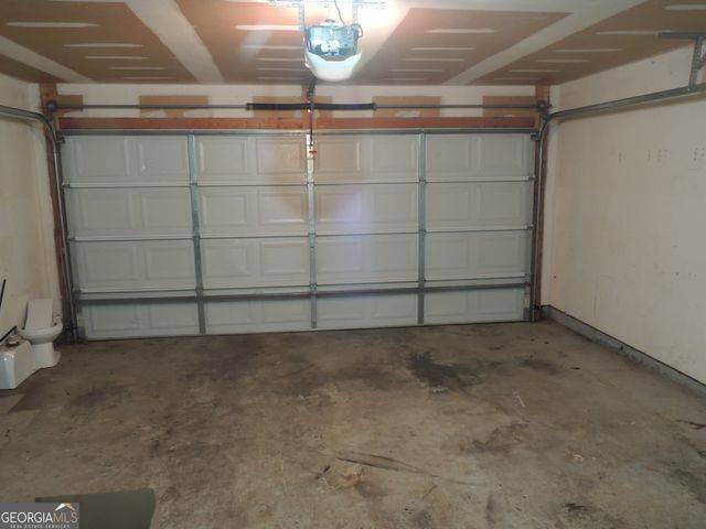 6574 Lake Mill Trace, Lithonia, GA 30038