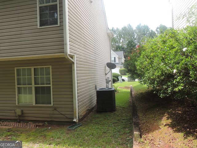 6574 Lake Mill Trace, Lithonia, GA 30038