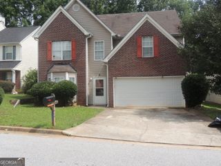 6574 Lake Mill Trace, Lithonia, GA 30038