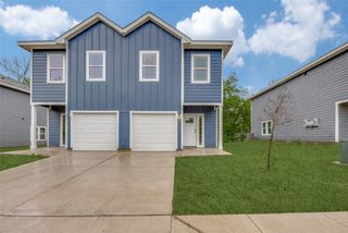 412 E 7th Street 1, Bonham, TX 75418