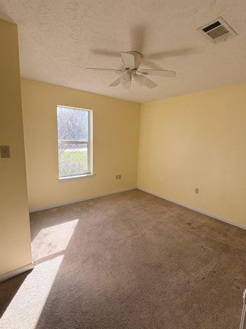 1618 Coach St, Deridder, LA 70634