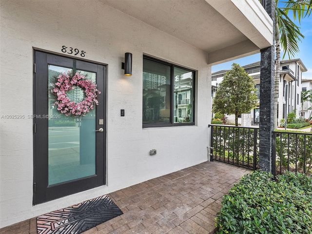 8398 NW 51st Ter 8398, Doral, FL 33166