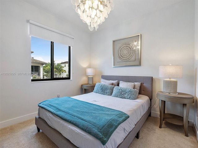 8398 NW 51st Ter 8398, Doral, FL 33166