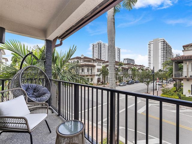 8398 NW 51st Ter 8398, Doral, FL 33166