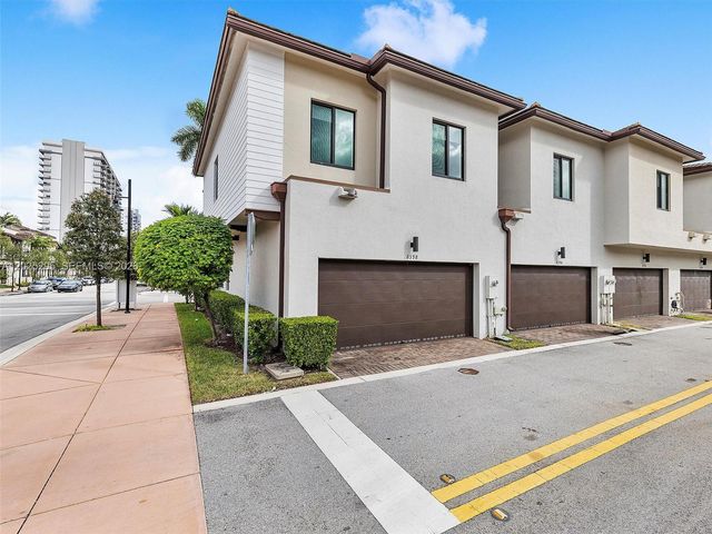 8398 NW 51st Ter 8398, Doral, FL 33166