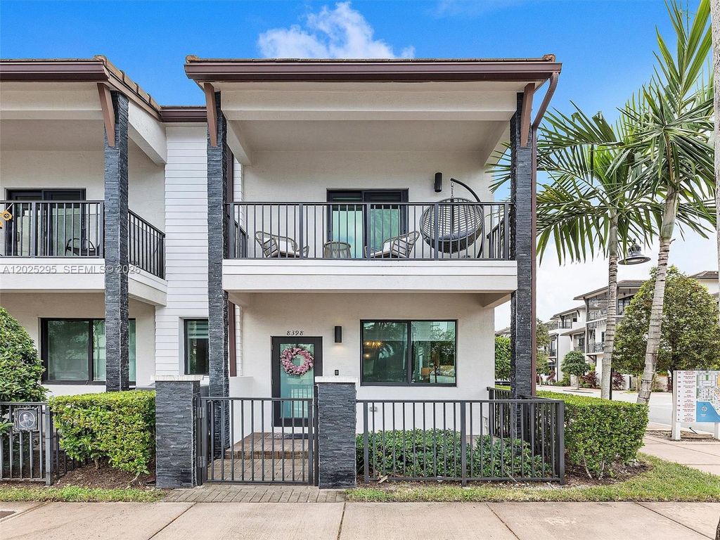 8398 NW 51st Ter 8398, Doral, FL 33166