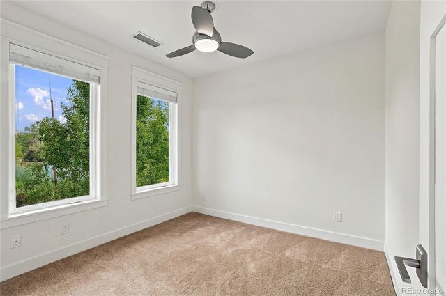 3275 S Logan Street, Englewood, CO 80113