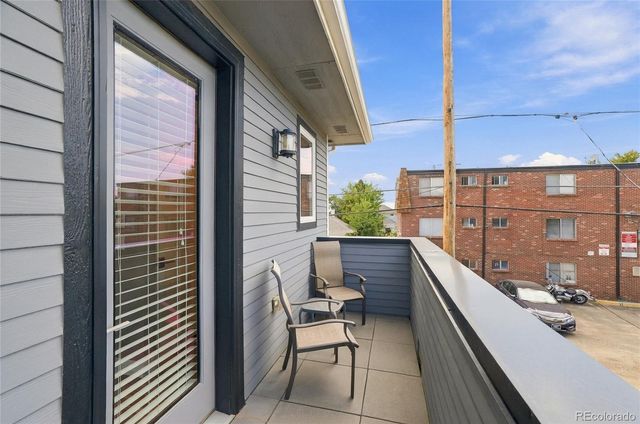 3275 S Logan Street, Englewood, CO 80113