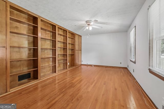 2040 Old Concord Drive SE, Covington, GA 30016