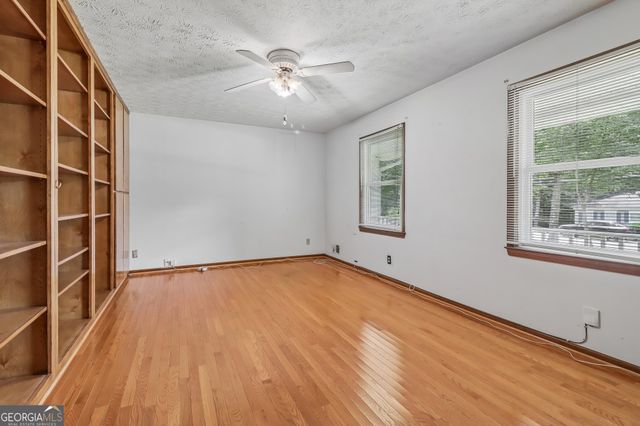 2040 Old Concord Drive SE, Covington, GA 30016