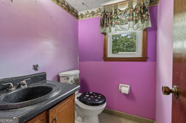 2040 Old Concord Drive SE, Covington, GA 30016