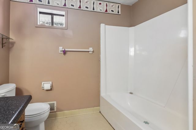 2040 Old Concord Drive SE, Covington, GA 30016
