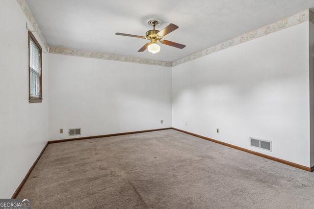 2040 Old Concord Drive SE, Covington, GA 30016