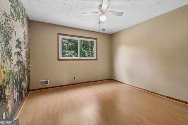 2040 Old Concord Drive SE, Covington, GA 30016