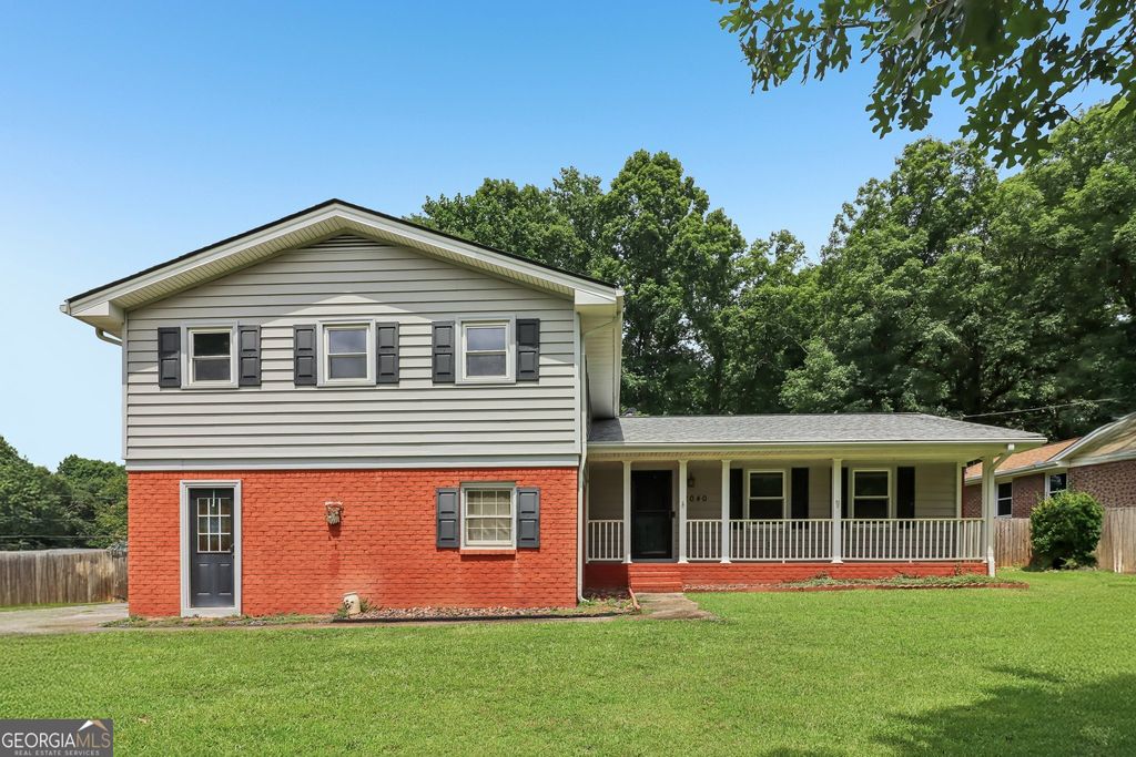 2040 Old Concord Drive SE, Covington, GA 30016
