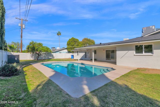 501 W SELDON Lane, Phoenix, AZ 85021